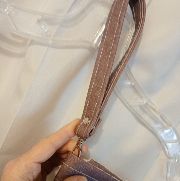 New Southwestern Tooled Vinyl Clutch Travel Hanging makeup bag Mauve Wristlet - Picture 7 of 12